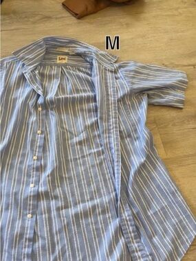 Lee Light Blue and White Striped Casual Button-Down Shirt